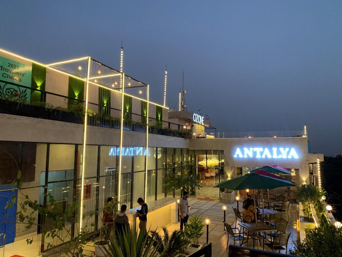 Hotel Noorjahan Grand Σιλέτ Εξωτερικό φωτογραφία