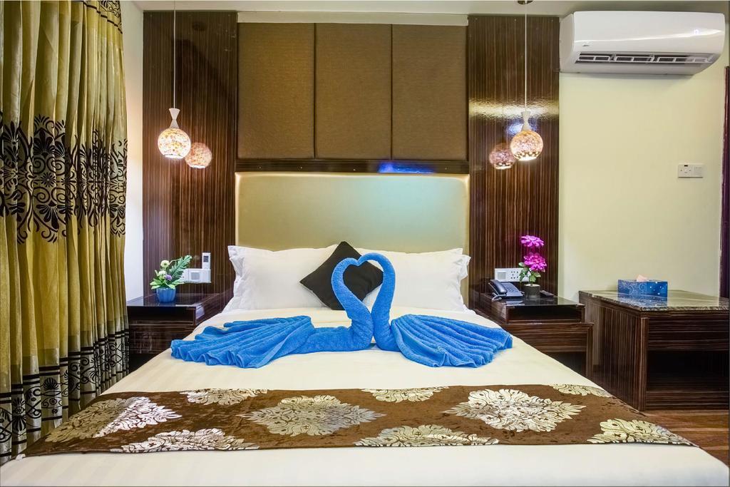 Hotel Noorjahan Grand Σιλέτ Εξωτερικό φωτογραφία