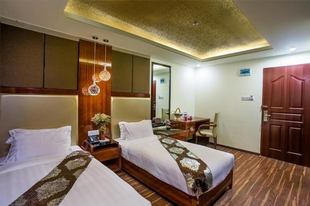 Hotel Noorjahan Grand Σιλέτ Εξωτερικό φωτογραφία