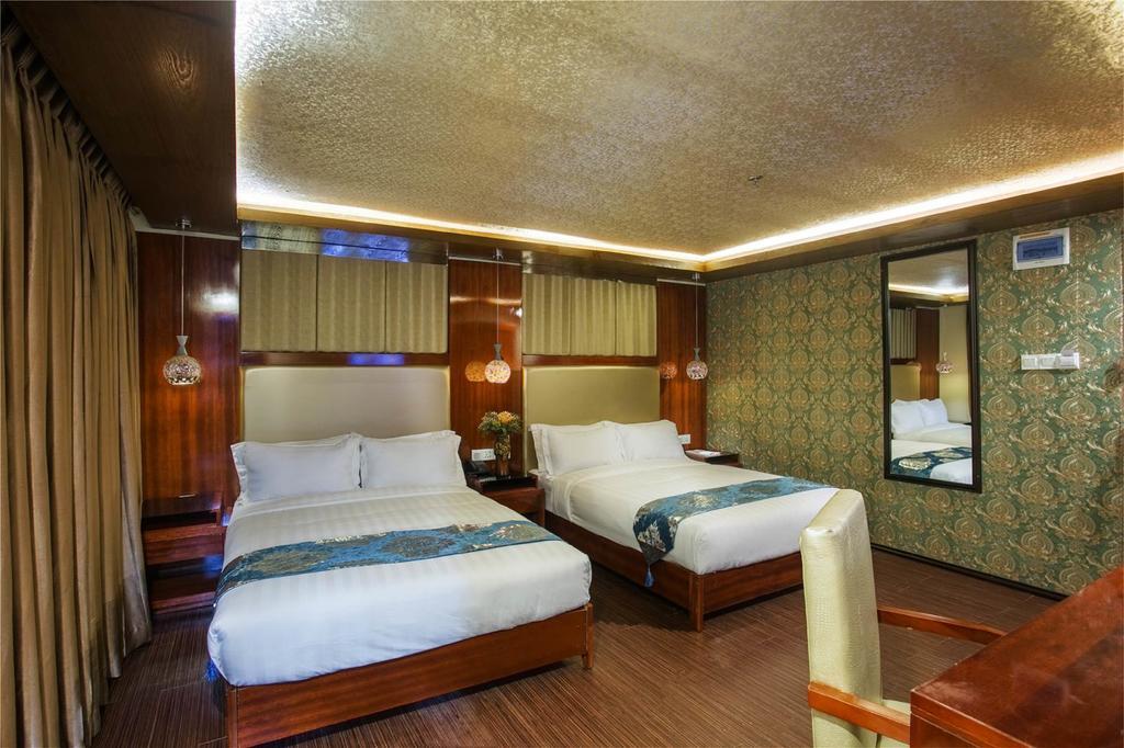 Hotel Noorjahan Grand Σιλέτ Εξωτερικό φωτογραφία