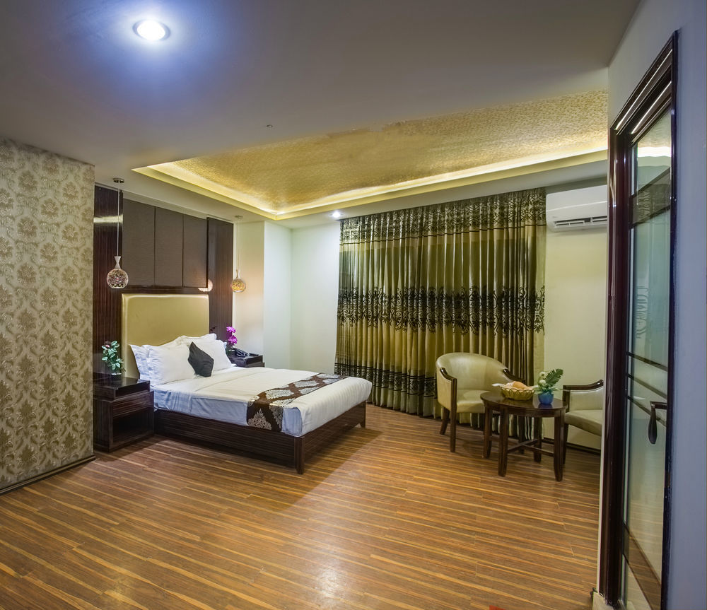 Hotel Noorjahan Grand Σιλέτ Εξωτερικό φωτογραφία