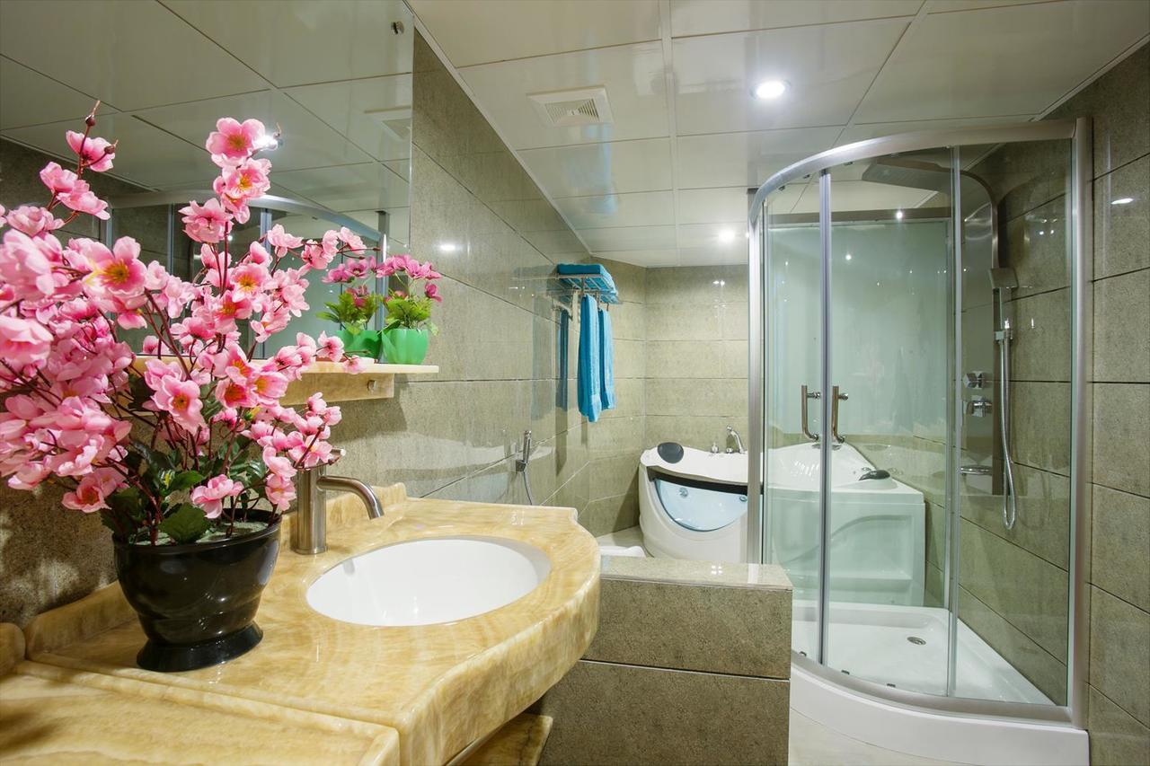 Hotel Noorjahan Grand Σιλέτ Εξωτερικό φωτογραφία
